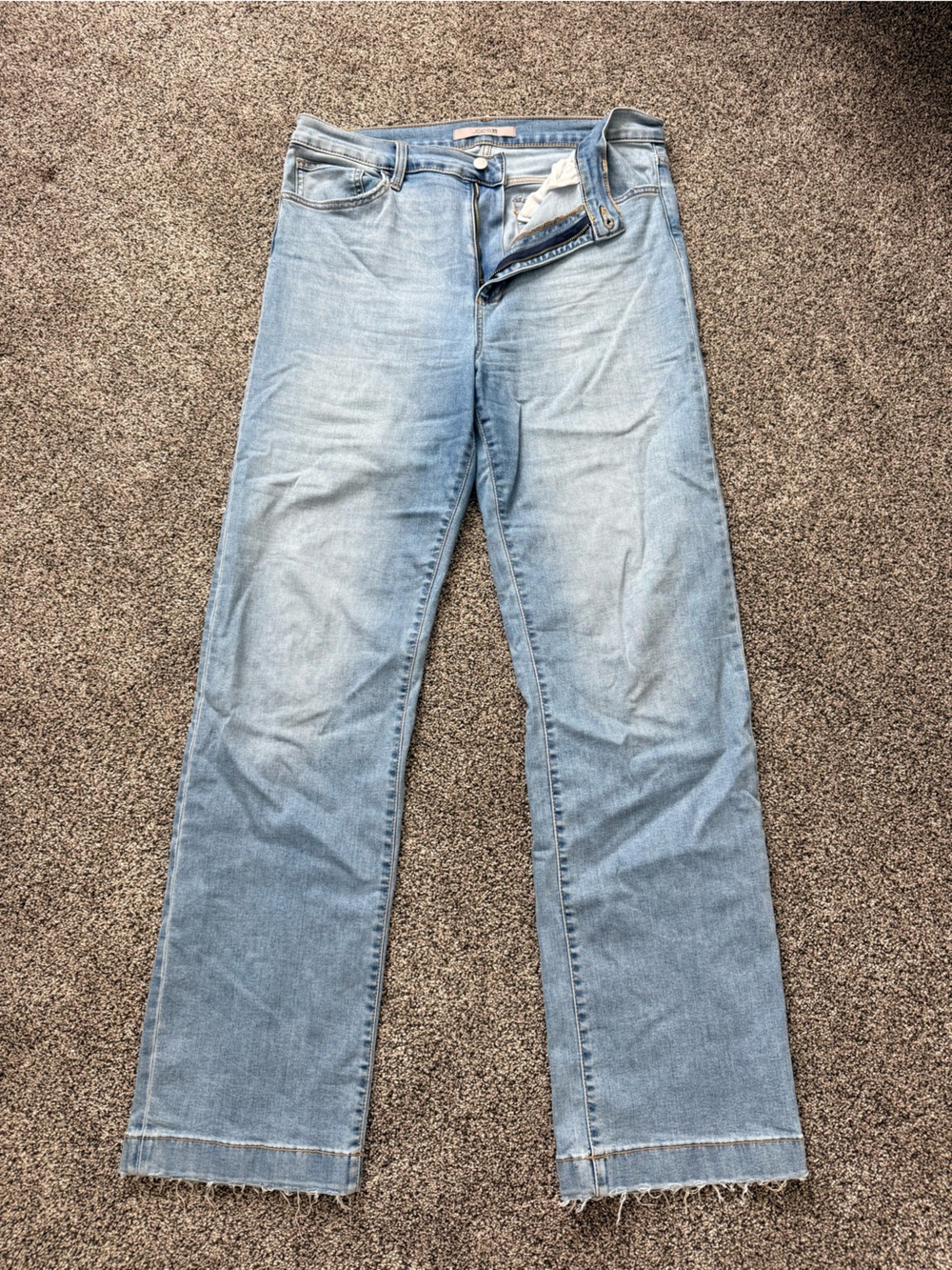 Women’s Joe's Jeans Light Wash Straight Leg